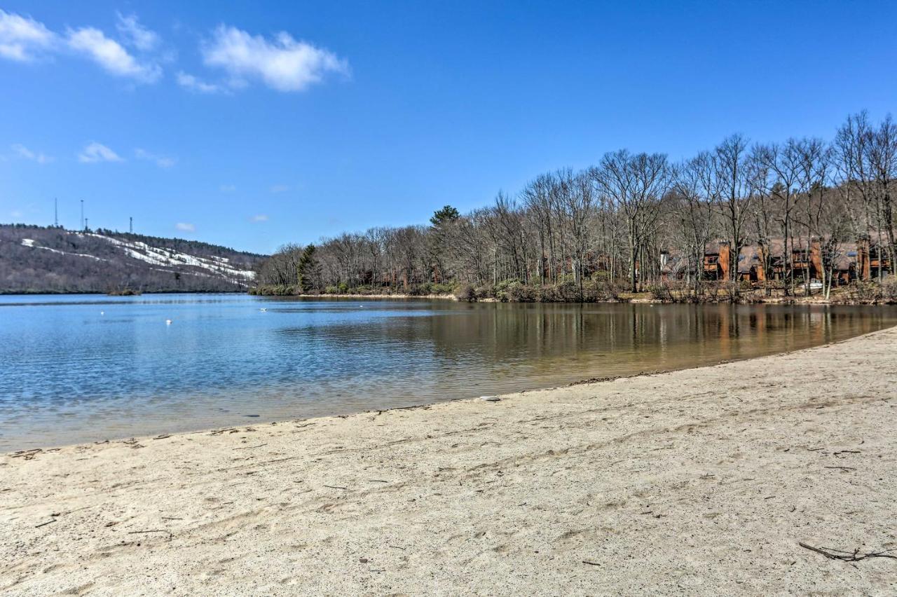 Lake Harmony Home With Hot Tub Less Than Half Mi To Ski! エクステリア 写真