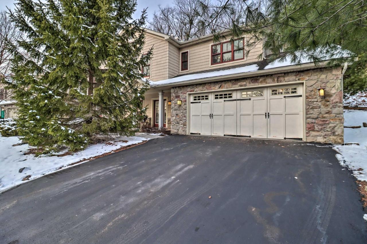 Lake Harmony Home With Hot Tub Less Than Half Mi To Ski! エクステリア 写真